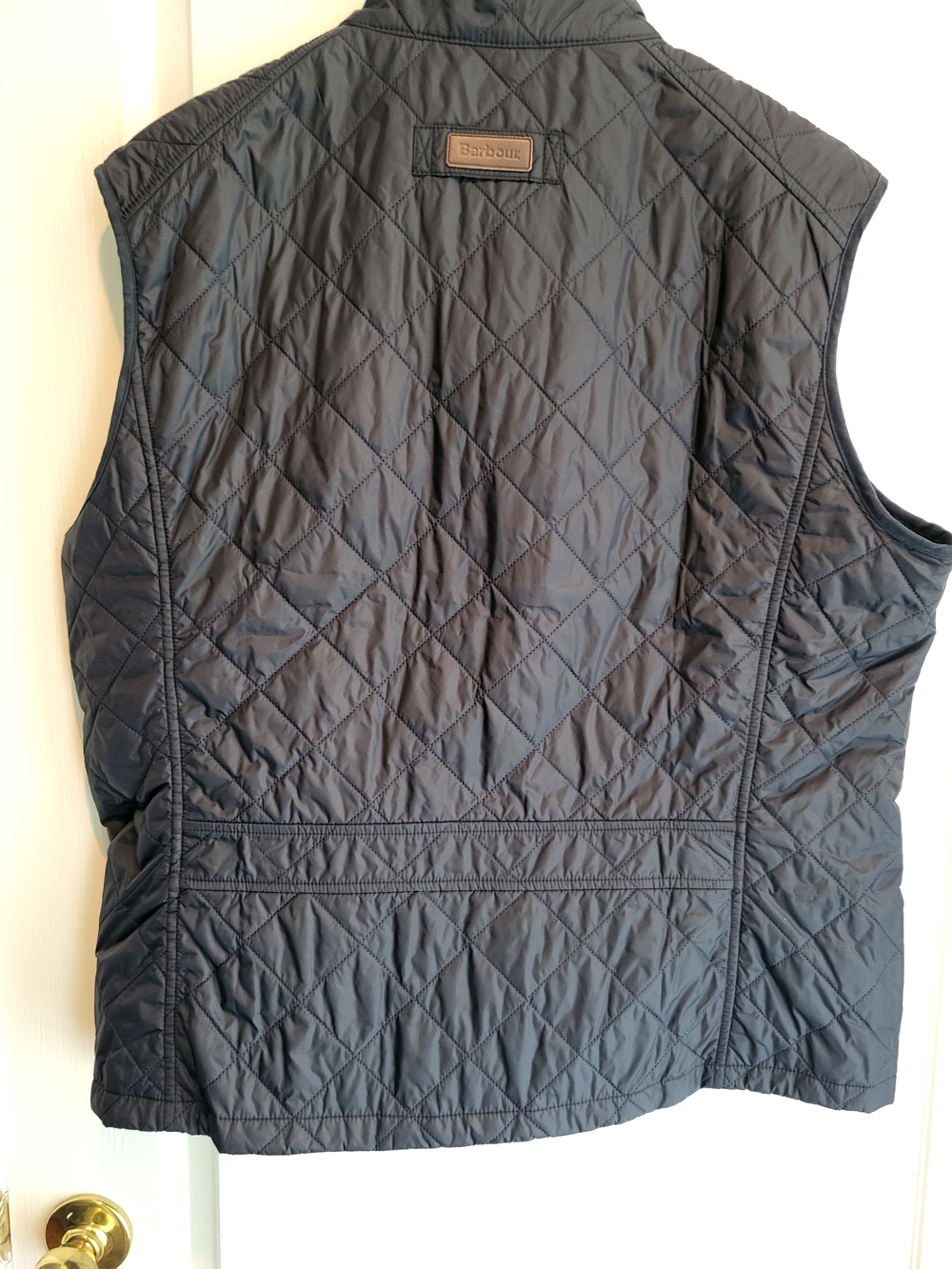 Barbour Navy Quilted Men's Vest with Tartan Lining - Large - Picture 3 of 9